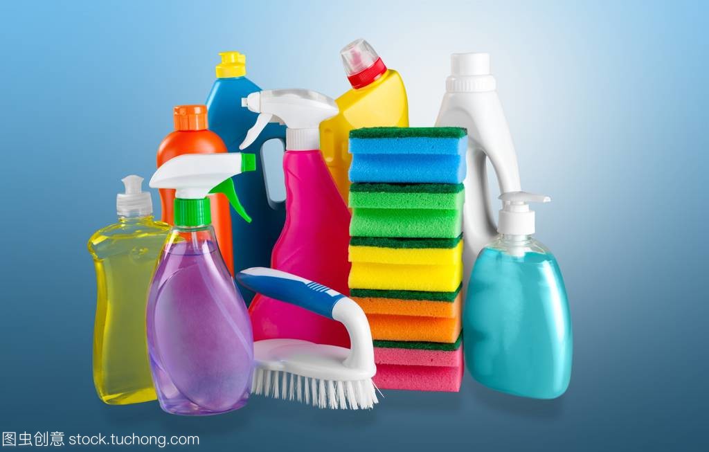 化學清潔用品的科學原理與環境影響